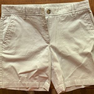 Women’s Talbots sz 6 chino shorts